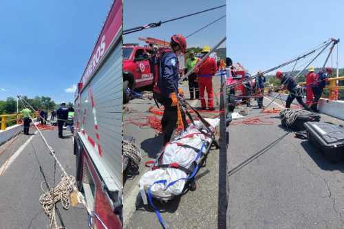 Video: Iban a rescatar un cuerpo y encontraron 3 en puente de Calderón, Ixtapan de la Sal